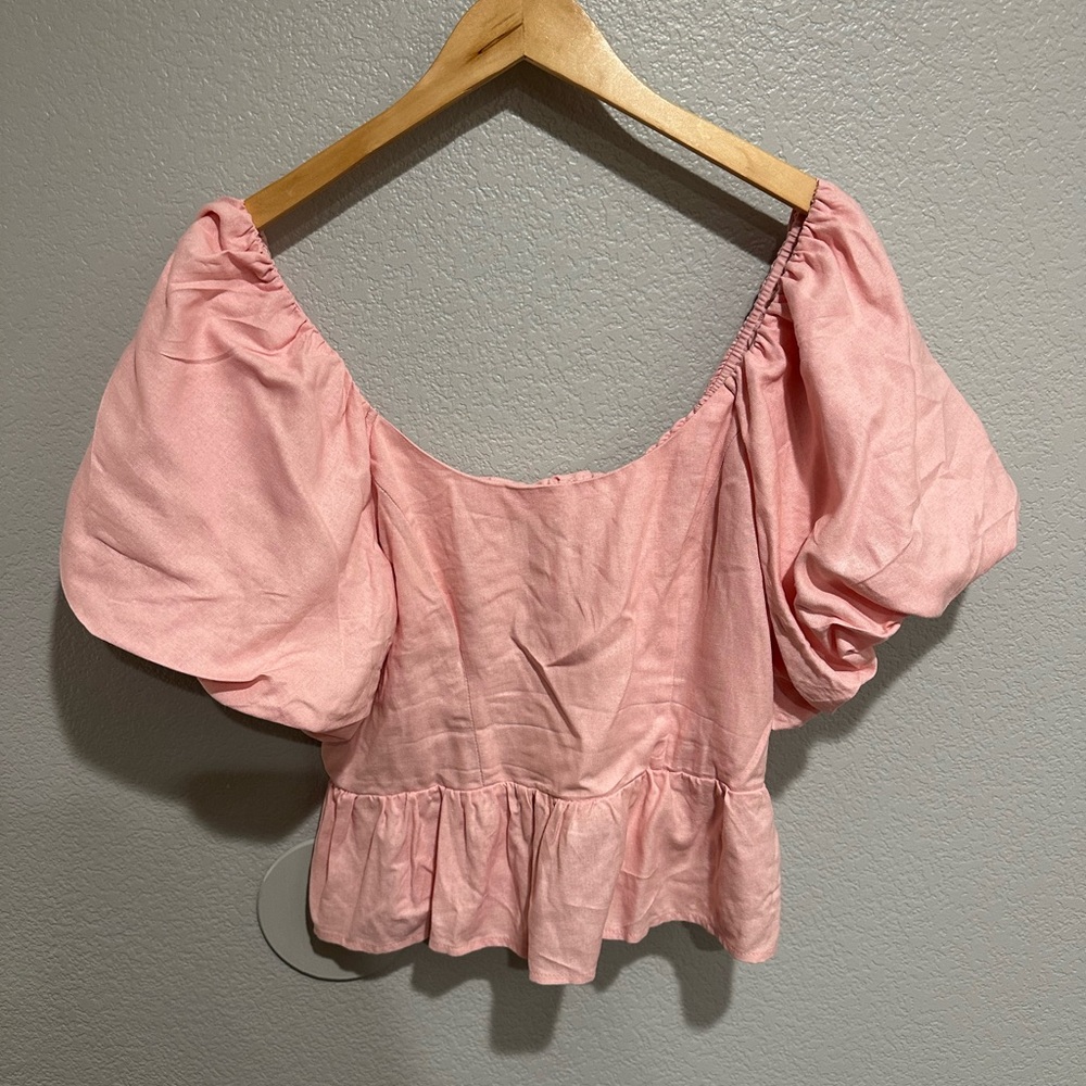 Francesca's Collections Pink Puff Sleeve Blouse with bows on the back